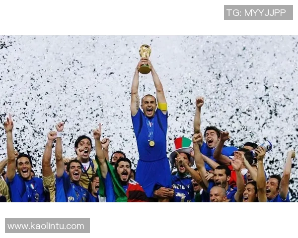 足球传奇瞬间回顾:那些令人难忘的经典时刻与明星球员的辉煌表现 足球传奇瞬间回顾:那些令人难忘的经典时刻与明星球员的辉煌表现