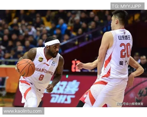 成都羽毛球队在挑战赛中以55分稳居积分榜首位展现强劲实力